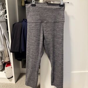 Lululemon capris tights
